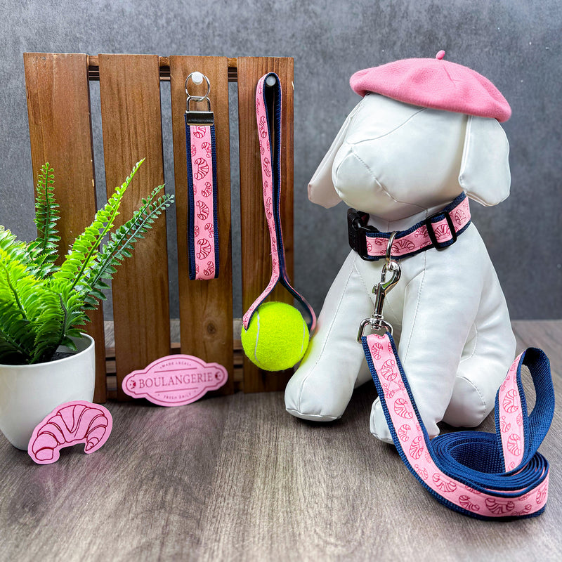 Un Croissant - Tennis Ball Toss Toy