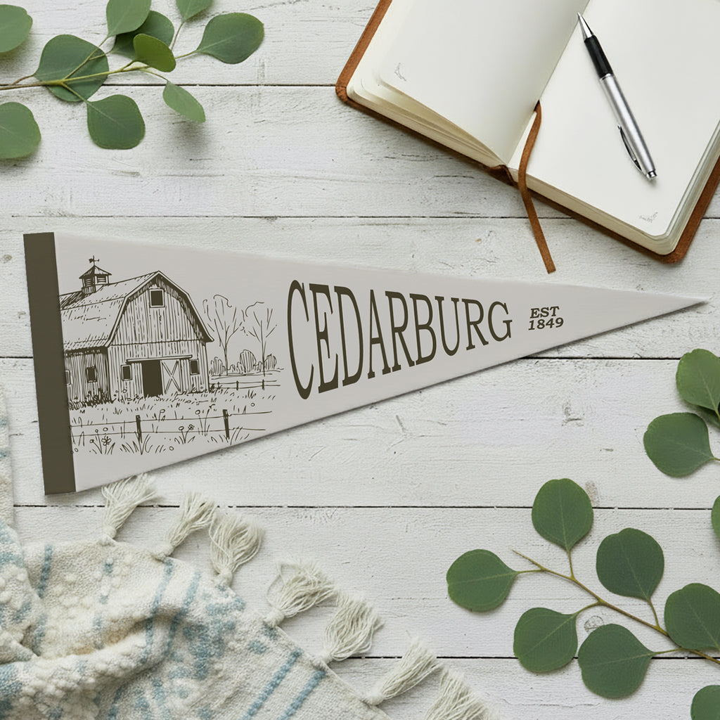 Simple Vintage Barn Illustration - Custom Triangle Pennant