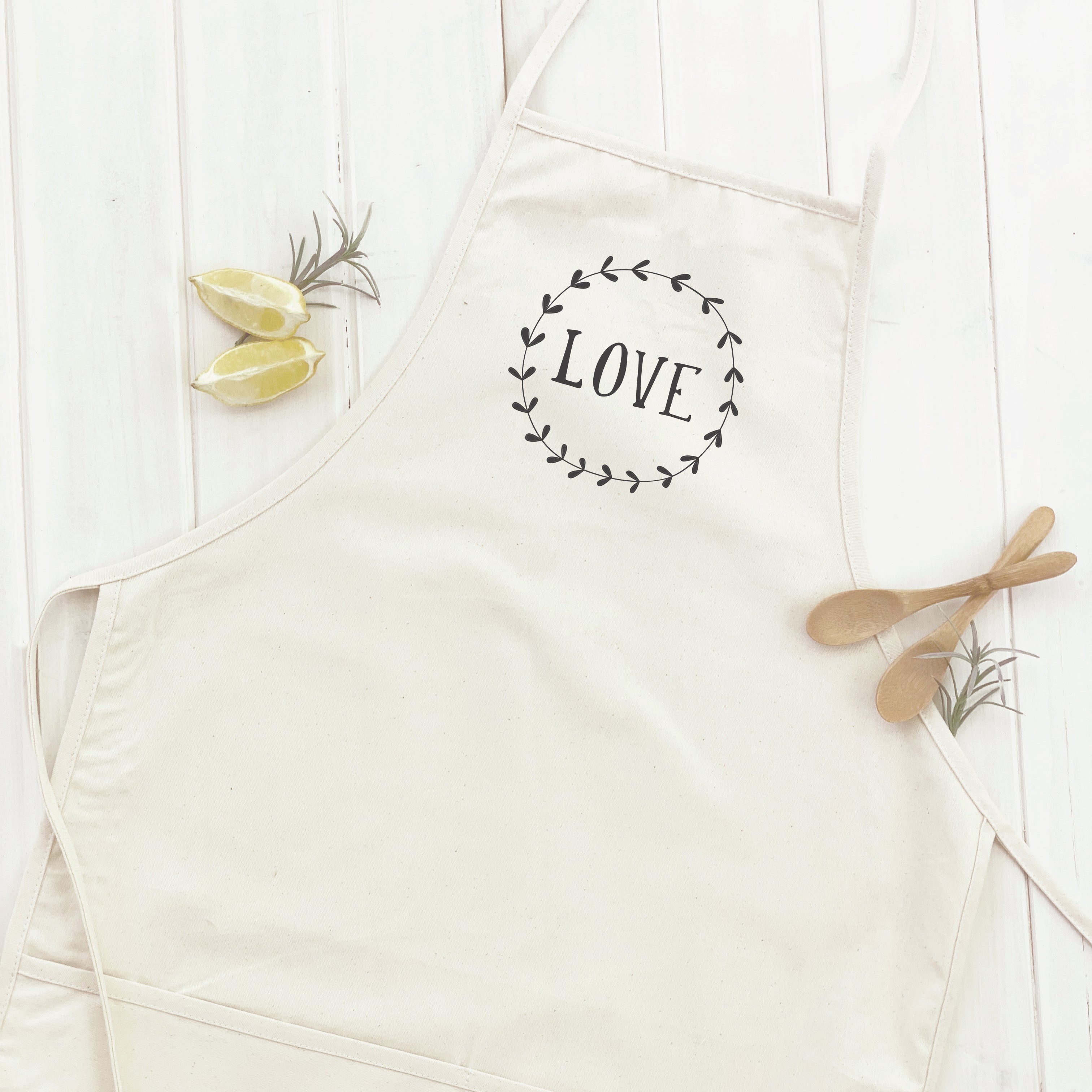 Love Simple Wreath - Women's Apron