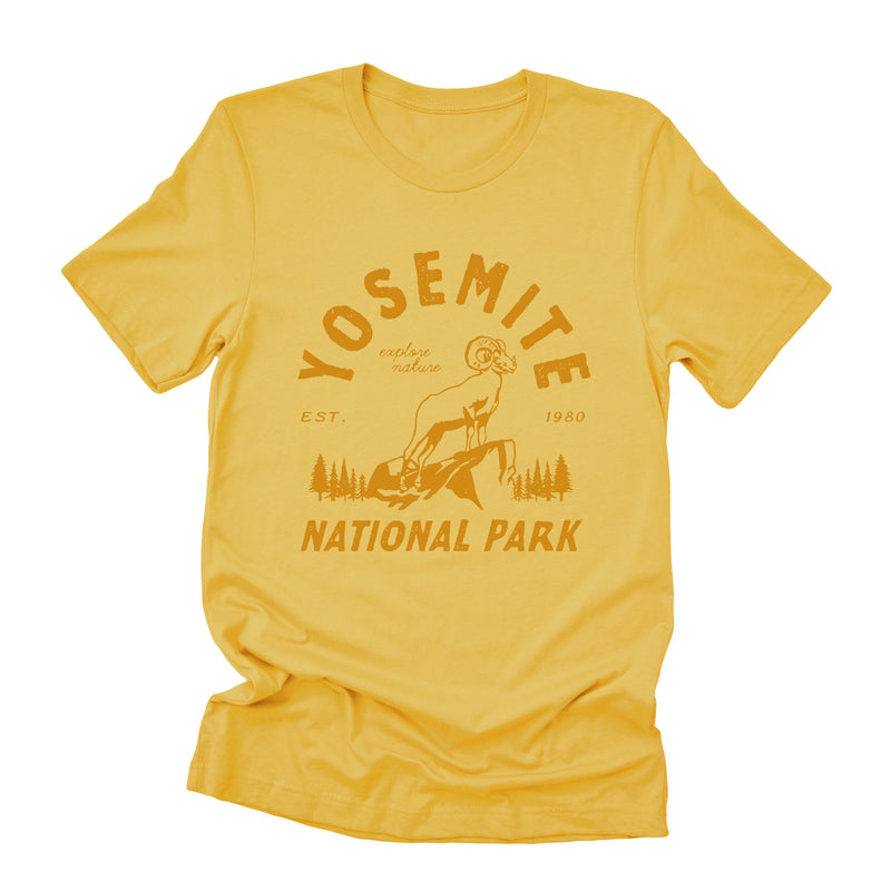 Yosemite National Park - Short Sleeve T-Shirt