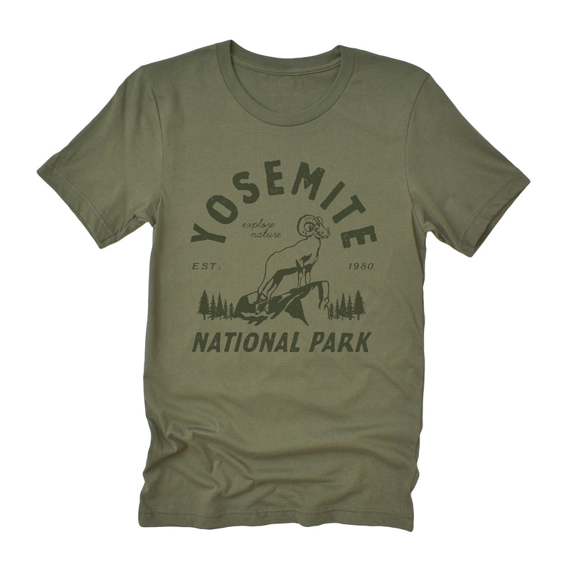 Yosemite National Park - Short Sleeve T-Shirt