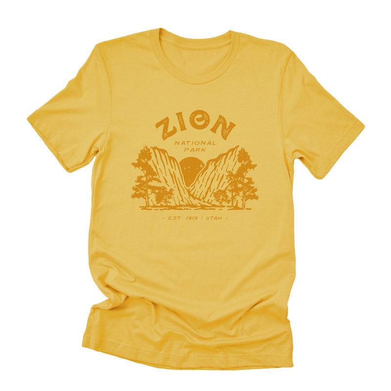 Zion National Park - Short Sleeve T-Shirt